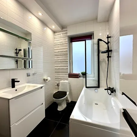 Apartament Z Tarasem Dabrowa Apartament *